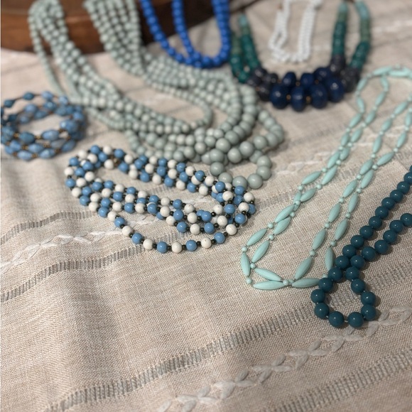 Vintage jewelry bundle - Picture 2 of 3